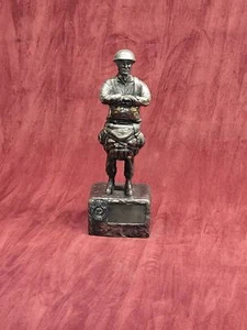 Parachute Squadron (Royal Armoured Corps) Military figurine statue - Picture 1 of 4