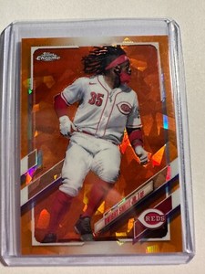 K130,795 - 2021 Topps Chrome Sapphire Orange Refractors #582 Dwight Smith Jr./25