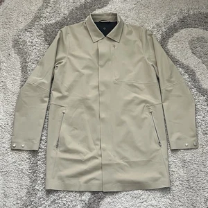 Mens Lululemon New Venture Rain Coat Waterproof Windproof Medium Raw Linen - Picture 1 of 10