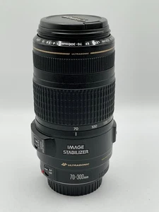 CANON EF 70-300mm 1:4-5.6 IS USM LENS - BELOW-AVERAGE - E F 70-300 mm f/4.0-5.6 - Picture 1 of 7