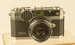 PETRI E.BN RANGEFINDER 35mm CAMERA -UNCOMMON, SCARCE- REF:8829V - Picture 1 of 11