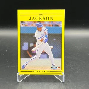 1991 Fleer Bo Jackso 561 Kansas City Royals Major League Baseball - Picture 1 of 2