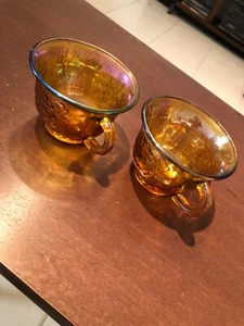 Set 2 tazze da tè in vetro punzonato carnevale ambra - Foto 1 di 10