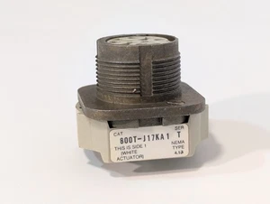 Allen-Bradley 800T-J17KA1 Ser T non-illuminated switch module, NEMA TYPE 4, 13 - Picture 1 of 6