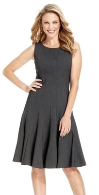 Vestido sin mangas forrado calce y acampanado de Calvin Klein para mujer talla grande 14W Foto 1 de 4