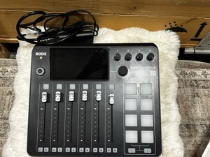 RODE RODECaster II Pro Integrated Podcast Production Studio w Box - Picture 1 of 7