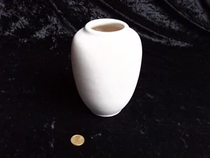Vase elfenbeinfarben 15 cm Keramik Blumenvase - Bild 1 von 2