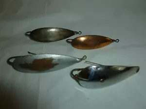 4 Usable Weedless Metal Fishing Lures Lot H-450 - Picture 1 of 9