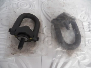 One PAIR of Bumper Bolt On Tow Hooks With Swivel Shackles From Carr Lane - Bild 1 von 4