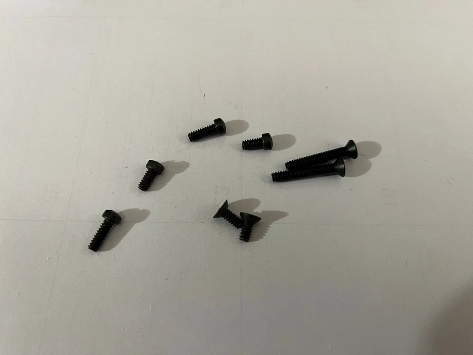 LIONEL PARTS , 646 2046 2056 , SCREW KIT FOR BODY TO FRAME/STEAMCHEST - Image 1 of 1