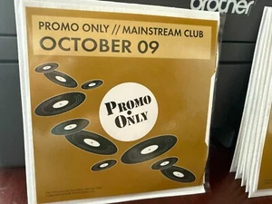 PROMO ONLY MAINSTREAM CLUB 2XCD OCTOBER 2009 NEW - Picture 1 of 2
