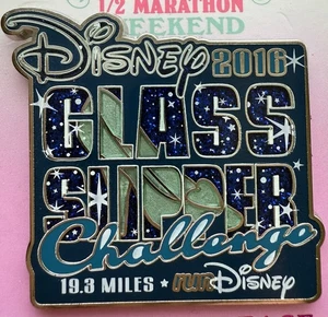 Zapatilla de cristal Challenge de media maratón Disney Princess 2016 para correr 19,3 prendedores - Imagen 1 de 3