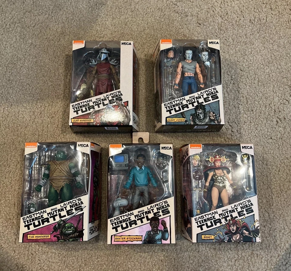 NECA Teenage Mutant Ninja Turtles Claw Shredder Loot Crate- 77N031921