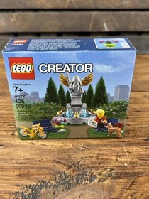 LEGO CREATOR: Fountain (40221) Retired New in Sealed Box (NIB/NISB)