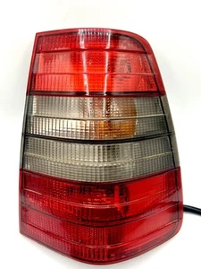 AMG Original Mercedes W124 S124 T-Modell Rückleuchte Rücklicht RECHTS - Bild 1 von 12
