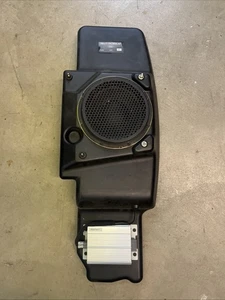 2003-2005 Lincoln Town Car Rear Speaker w/Amplifier 8" Subwoofer 3W1T-18C804-AF - Bild 1 von 6