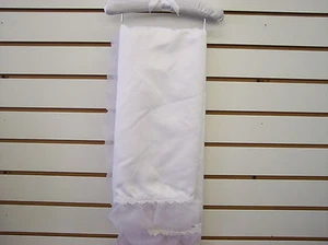 Weiße Satin Taufdecke - Bild 1 von 2