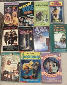 Box Of Vintage Youth Books - Foto 1 di 2