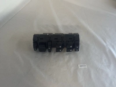 Driver Side Power Master Window Door Window Control Replacement 15883323 DWS-220 - Image 1 of 3