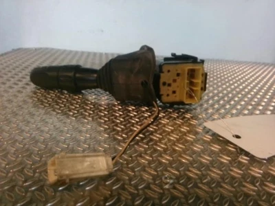 Commodo d'essuie glaces DAEWOO NUBIRA 1  96251292/96251294 - Photo 1/4