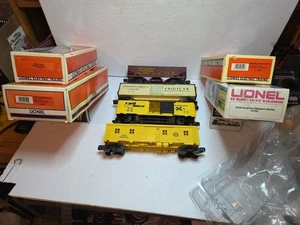 Lot Of 4 LIONEL Rolling Stock Cars 5703, 16419, 26240, 5724 - Picture 1 of 7
