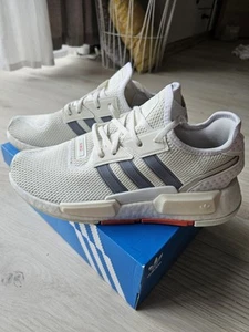 ADIDAS NMD_R1 Gr. 43,1/3 nur zweimal getragen / geile Optik!!! ausverkauft! - Bild 1 von 4