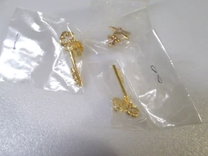 LOT OF 3 - 2-AVON SKELETON KEY SHAPED PINS / STAR / LEPEL PINS - Picture 1 of 3