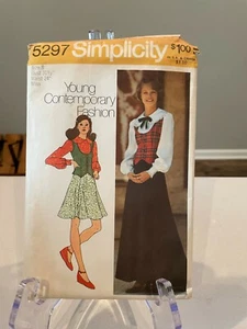 VINTAGE 1972 SIMPLICITY 5297 MISSES' SKIRT IN TWO LENGTHS, BLOUSE & SKIRT SIZE 8 - Picture 1 of 2
