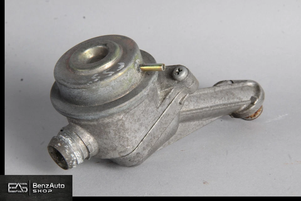 03-08 Válvula de retención bomba de aire izquierda Mercedes R230 SL55 E55 S55 AMG emisión EGR fabricante de equipos originales Foto 1 de 4