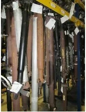 GMC Yukon 2001-2006 eje de transmisión delantero 248 k millas OEM LKQ Foto 1 de 3