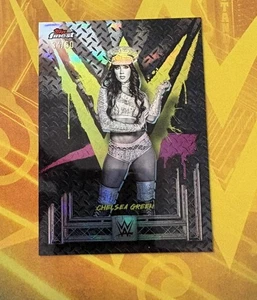 2025 Topps Finest WWE Chelsea Green #30 Common Gold Refractor /50 - Bild 1 von 3