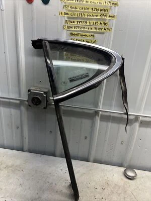 1997-2003 PONTIAC GRAND PRIX LEFT DRIVER REAR DOOR VENT WINDOW GLASS OEM Foto 1 de 4