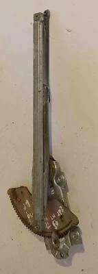 Tercel LH 1993 regulador de ventana manual delantero usado OEM Foto 1 de 2