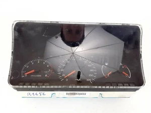 R1656 VOLVO SPEEDOMETER INSTRUMENT CLUSTER 466635 - Picture 1 of 6