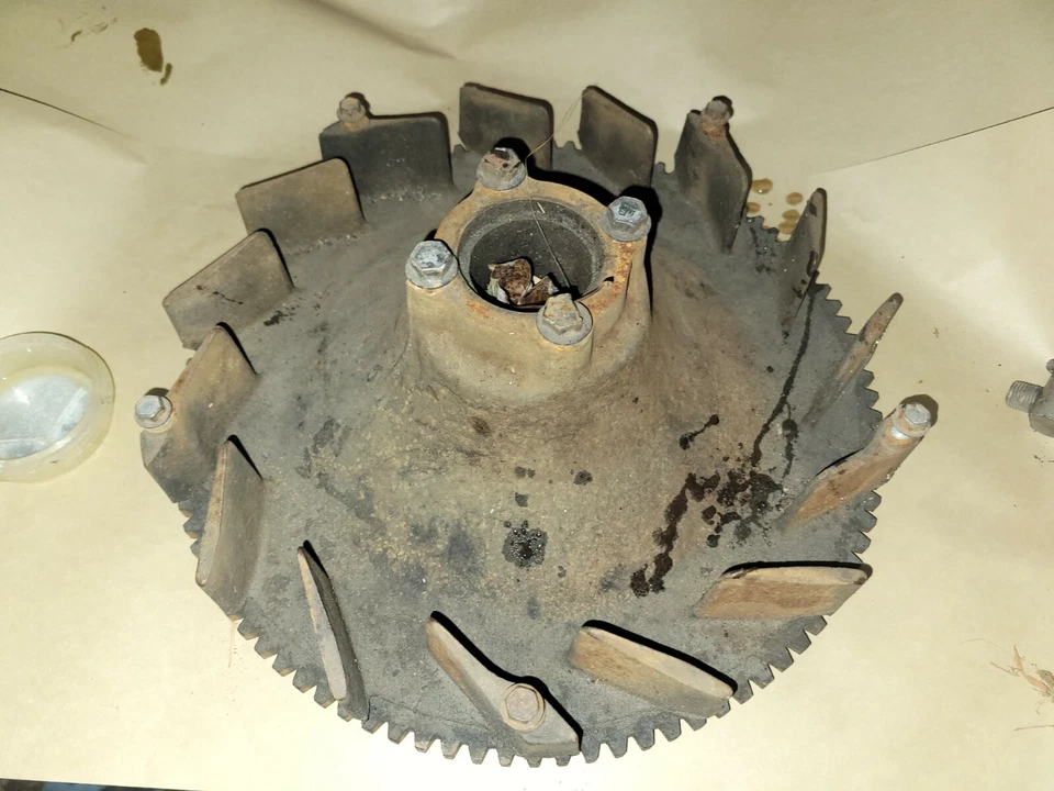 Volante de motor Cub Cadet 982 1914 1912 Onan B48g - Imagem 1 de 2