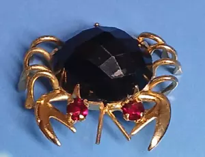 Vintage GoldTone Crab Brooch with Faceted Glass Black Stone Body - Picture 1 of 7