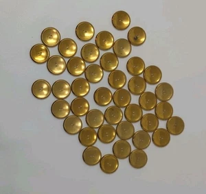 42 Retro goldfarbene Metallknöpfe hohl durchnäht 2-Loch 3/4" 19 mm # 10968 - Bild 1 von 7