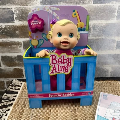 Muñeco de juguete Hasbro Baby Alive Bouncin' Babbles 3+ años funcionamiento interactivo con batería Foto 1 de 4