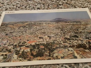 Postal de Israel: Vista aérea de Nazaret con fondo de monte Tabor - Imagen 1 de 3