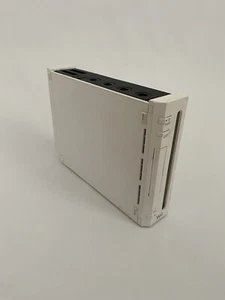 Nintendo Wii Console Only OEM White Powers On - Bad Disk Drive Read Description - Picture 1 of 8