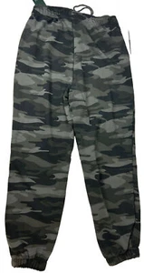 Wild Fable Women's High-Rise Fleece Sweatpants Green Camo M - Picture 1 of 8