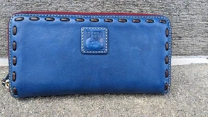 Billetera Dooney & Bourke Ocean Blue florentina grande con cremallera - Imagen 1 de 10