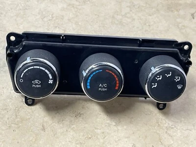 Dodge RAM Promaster 2014-2018 calefacción control de temperatura de aire acondicionado sin descongelación trasera OEM Foto 1 de 4