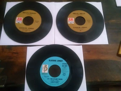 Claudine Longet 45 rpm records lot of three VG or better - Image 1 of 4