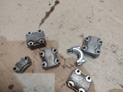 1981 yamaha maxim xj650 camshaft brackets - Image 1 of 2