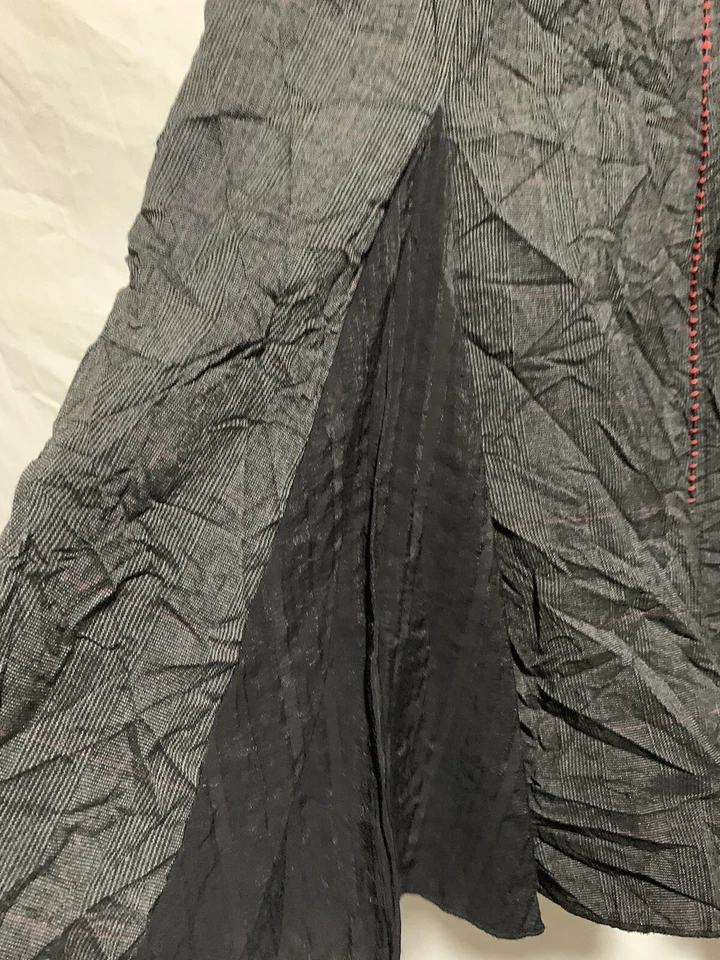 East black & grey lined casual long flare maxi skirt size 16 - Image 1 of 4