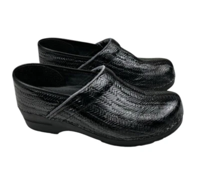 Sanita Women’s 42 US 10 Professional Clogs Black Leather Weave Print Work Shoes - Image 1 of 4