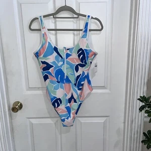Old Navy Swimsuit - Picture 1 of 3