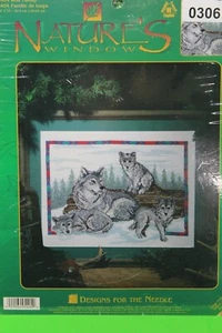 NATURES WINDOW SIGNATURE SERIES COUNTED CROSS STITCH # 5404 WOLF FAMILY NEW - Picture 1 of 5