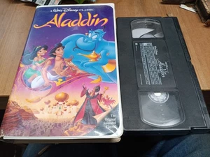 Disney’s Aladdin VHS Video Tape Clamshell Case - Imagen 1 de 3